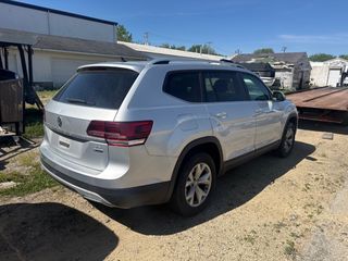2018 Volkswagen Atlas 3.6L V6 S - Exterior Rear Right Corner Image
